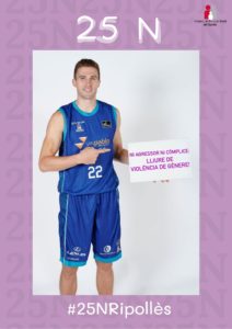En Xavi Rabasseda jugador ripollès de l'equip de bàsquet de San Pablo de Burgos